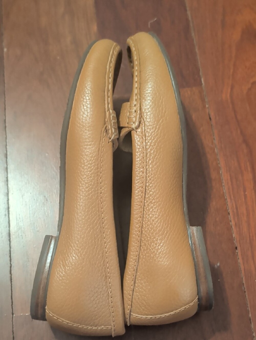 Driver Club USA Women's Tan Leather Penny Loafers - Picture 8 of 9